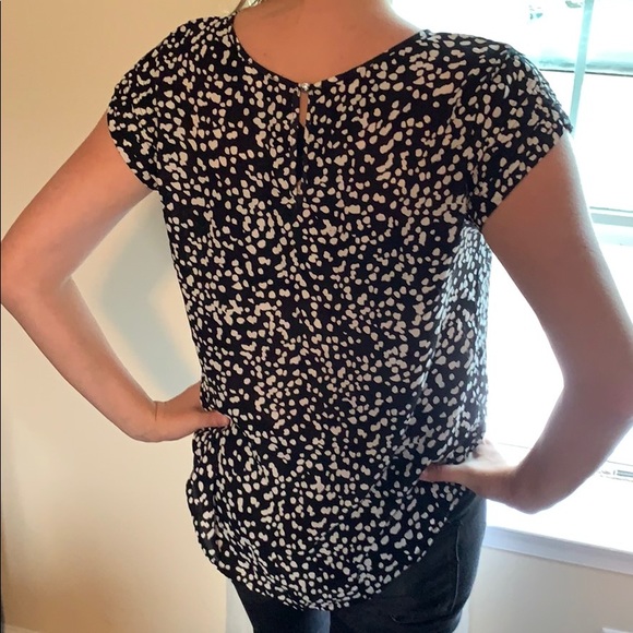 Black and White Blouse - Picture 2 of 2